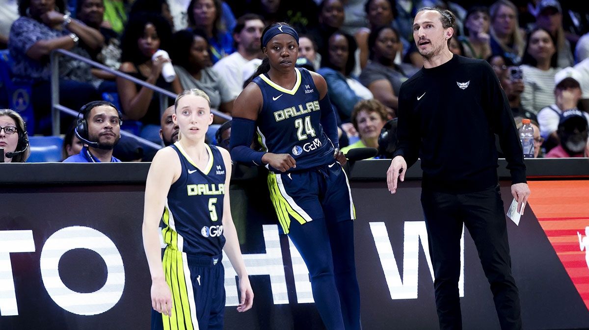 Paige Bueckers gets blunt advice from Wings teammate Arike Ogunbowale