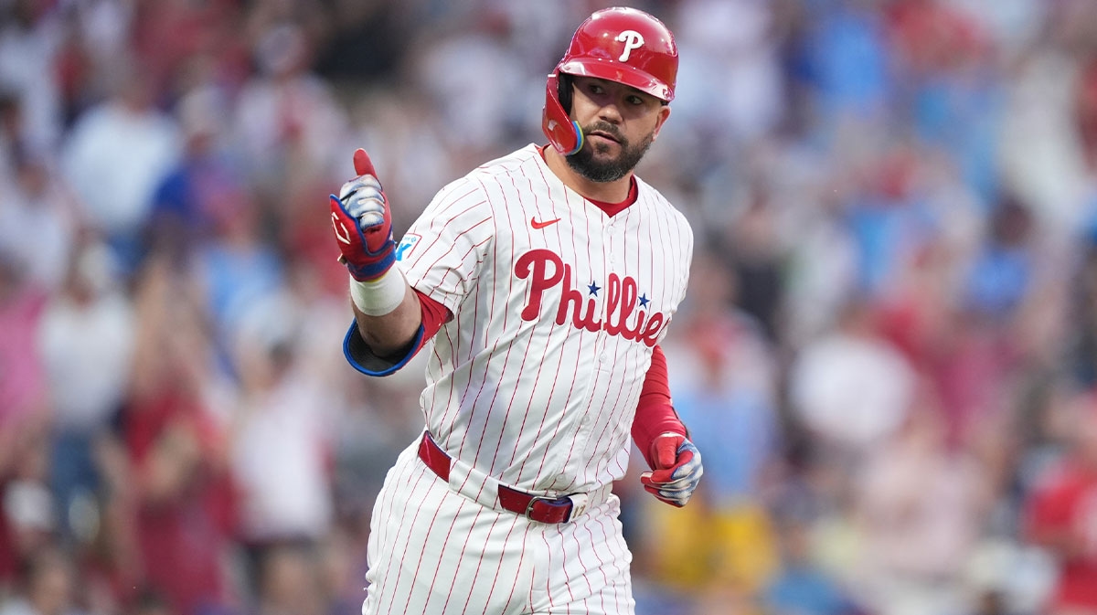 Kyle Schwarber leads Phillies to 11-0 start vs. Braves