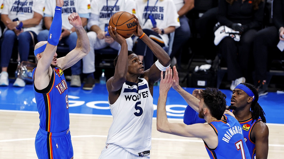 Anthony Edwards receives WCF warning from Lou Williams