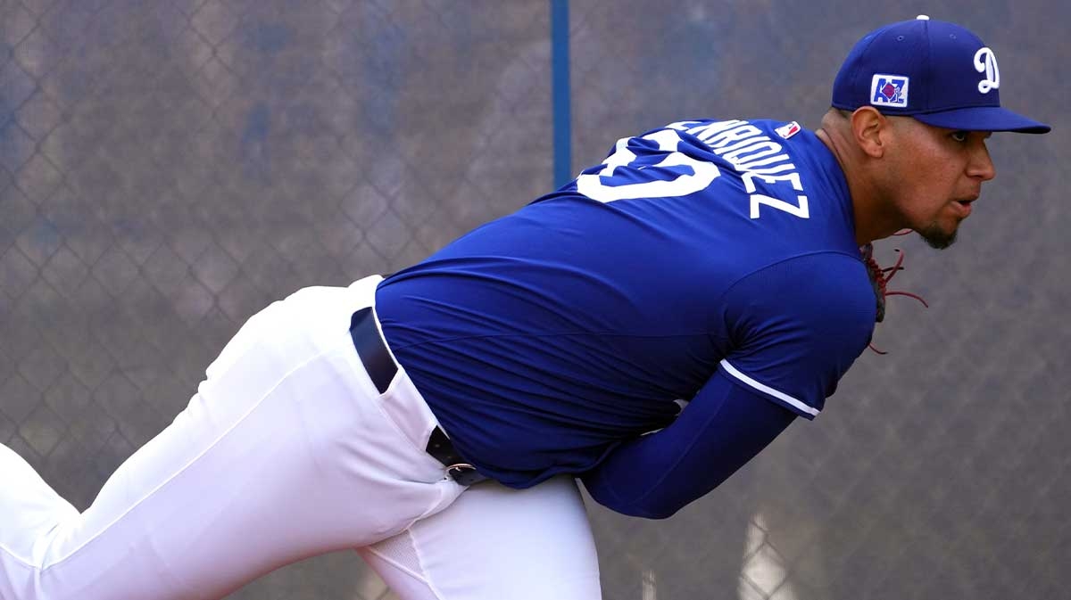 Dodgers pitchers make big moves toward injury returns