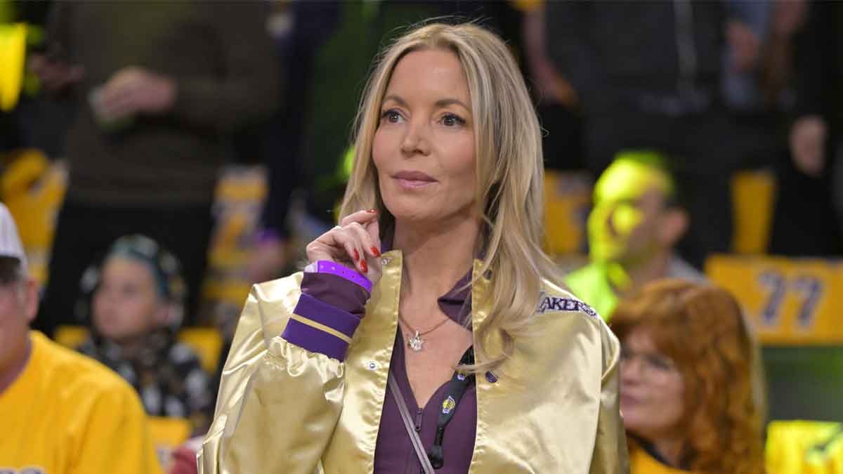Why Lakers' Jeanie Buss decided to vote for $10 billion sale