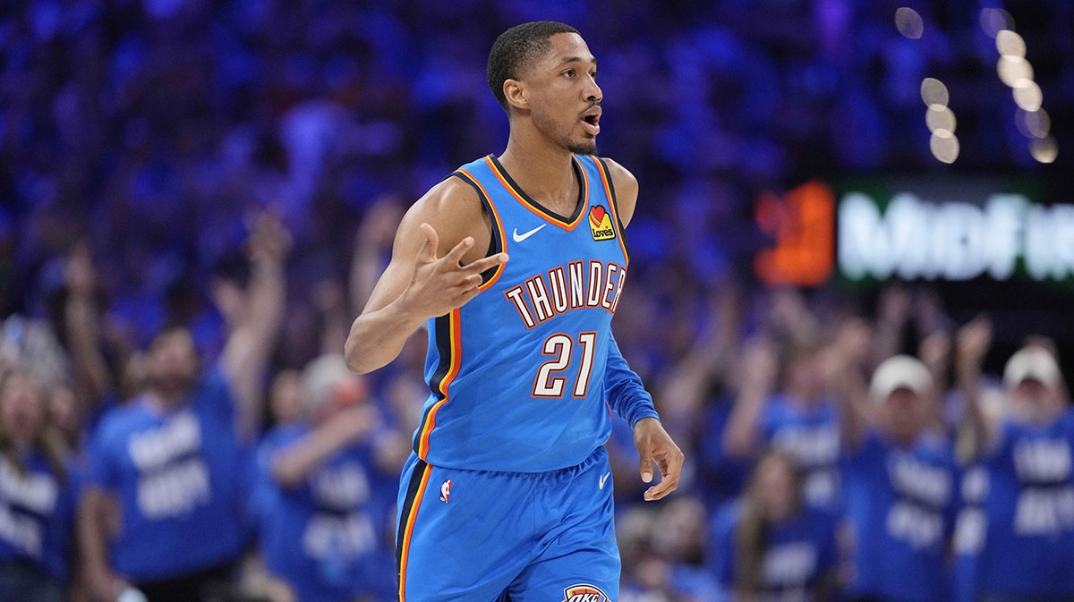 Thunder's Aaron Wiggins breaks Tyrese Haliburton's ankles with sick crossover