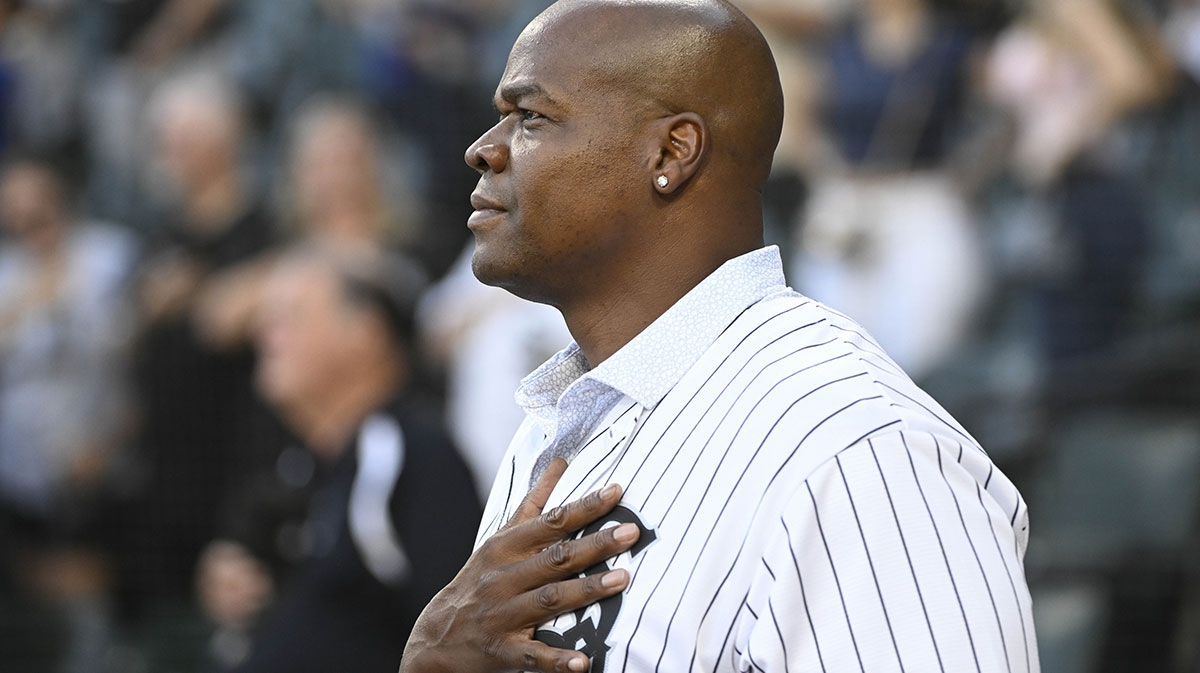 White Sox legend Frank Thomas pays tribute to Ryne Sandberg after passing