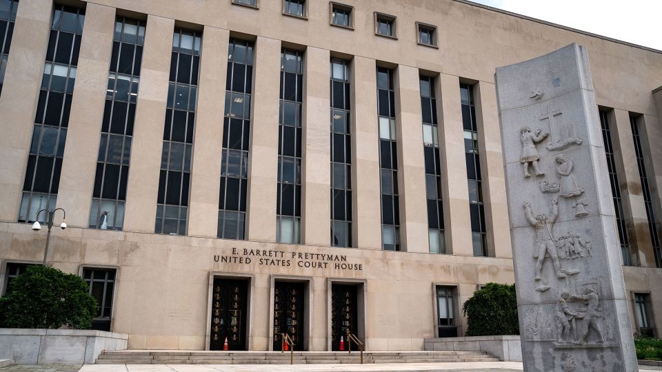 Top federal labor officials reinstated by full DC federal appeals court