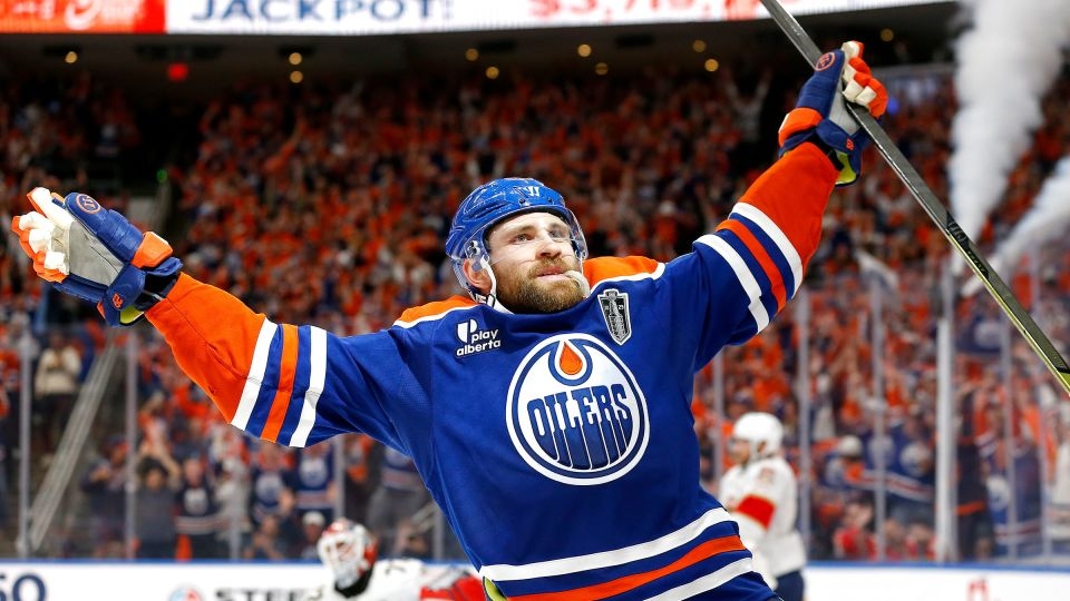 Edmonton Oilers defeat Florida Panthers in overtime to take Game 1 of Stanley Cup Final