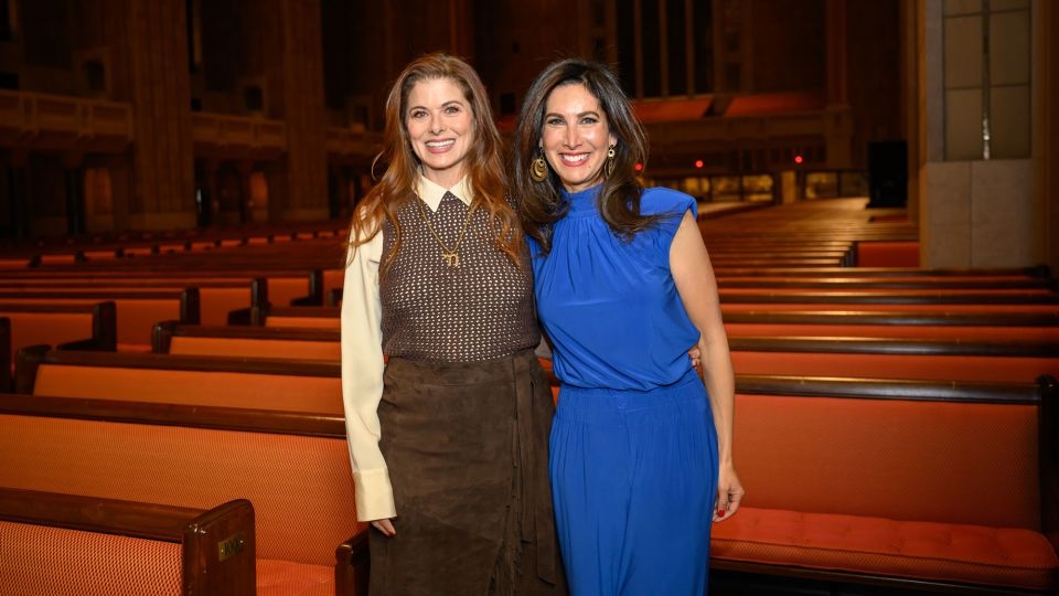 Debra Messing says she will never stop fighting against antisemitism: ‘I don't think I've ever felt as proud of being a Jew'