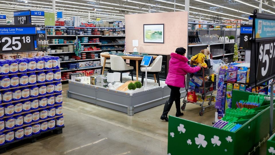 Red flags for the economy, redefining ‘sex,' Coke's new direction: Catch up on the day's stories
