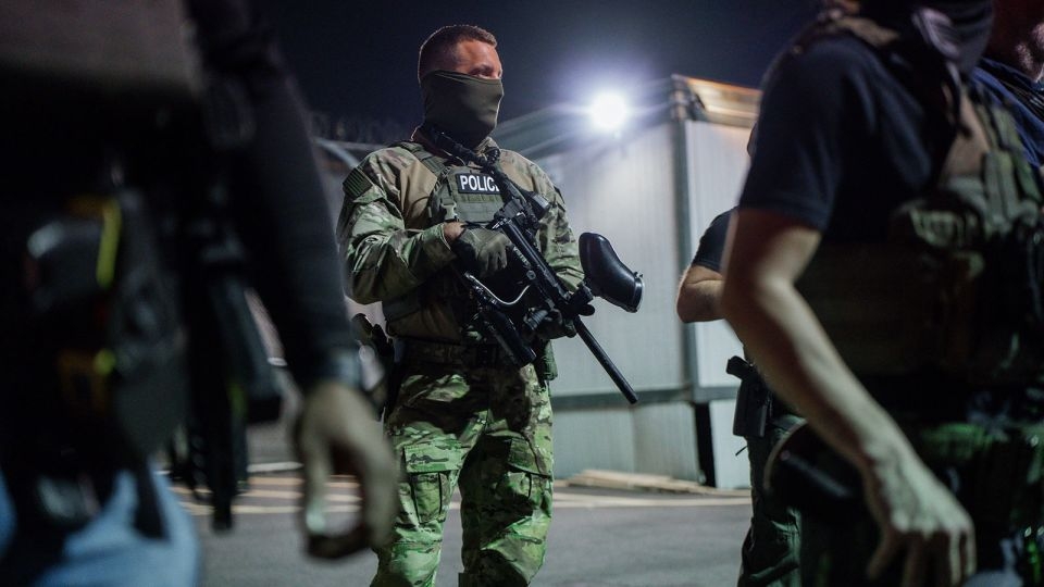 2 detainees who escaped from Newark immigration detention center have been recaptured