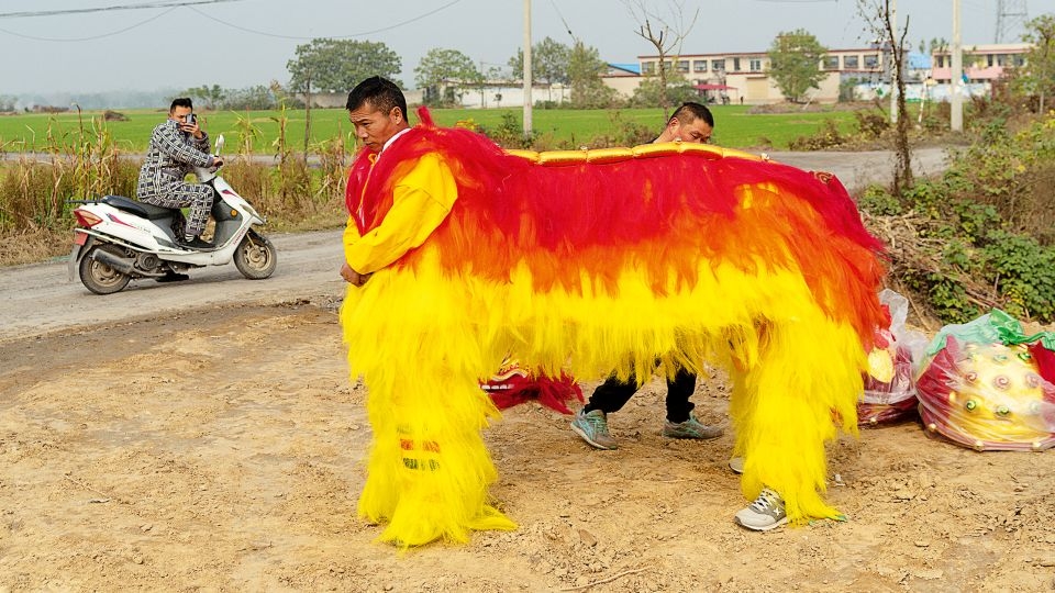 A photographer's fantastical portrait of rural China during Lunar New Year