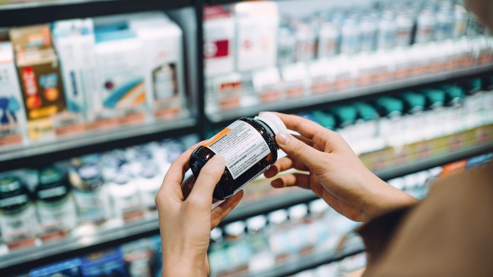 How to make sure you're getting the right supplement. 5 expert tips to help you choose
