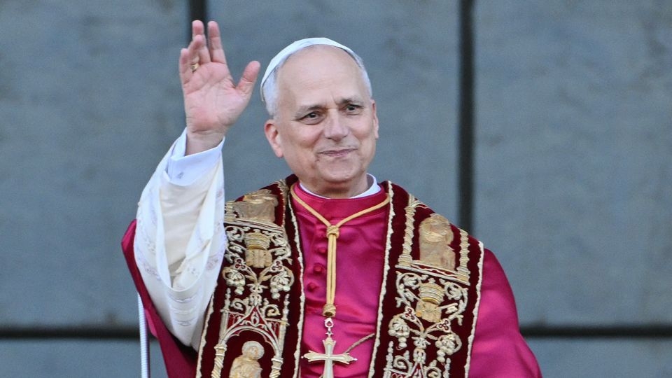 Pope prays for Chinese Catholics, hinting at how he will approach one of the Church's thorniest issues
