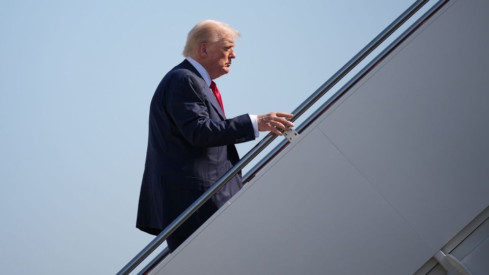 There is a larger problem for Trump in the Epstein chaos