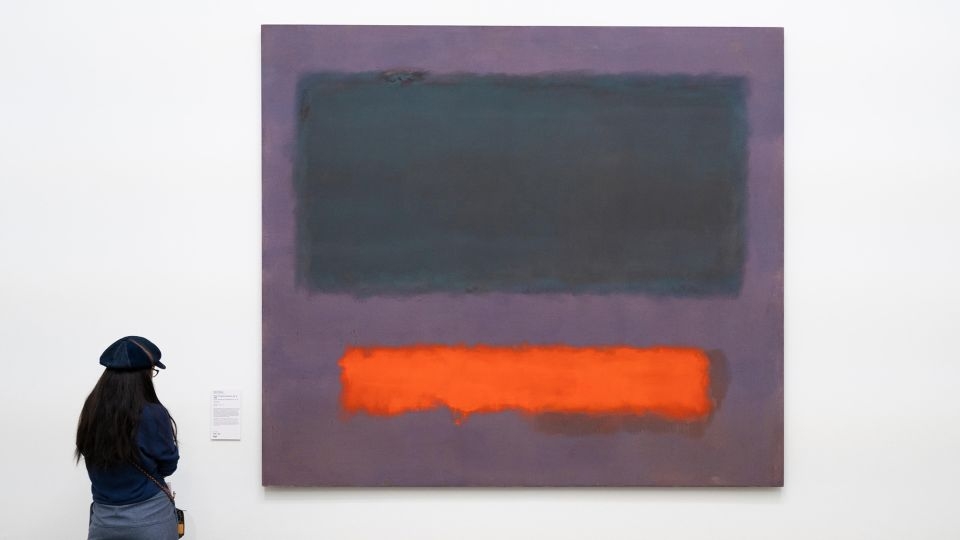Child damages Rothko painting in Dutch museum