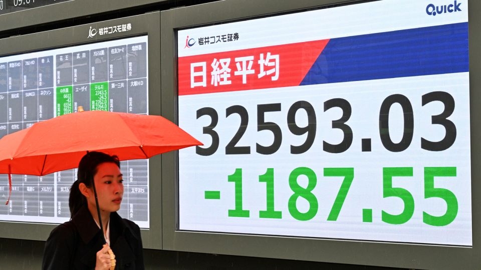 5 things to know for April 7: Global markets, Israel, Flooding, Deportations, Sea lions