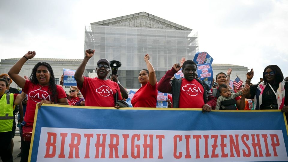 DOJ presses federal appeals court to reverse ruling blocking Trump's effort to end birthright citizenship