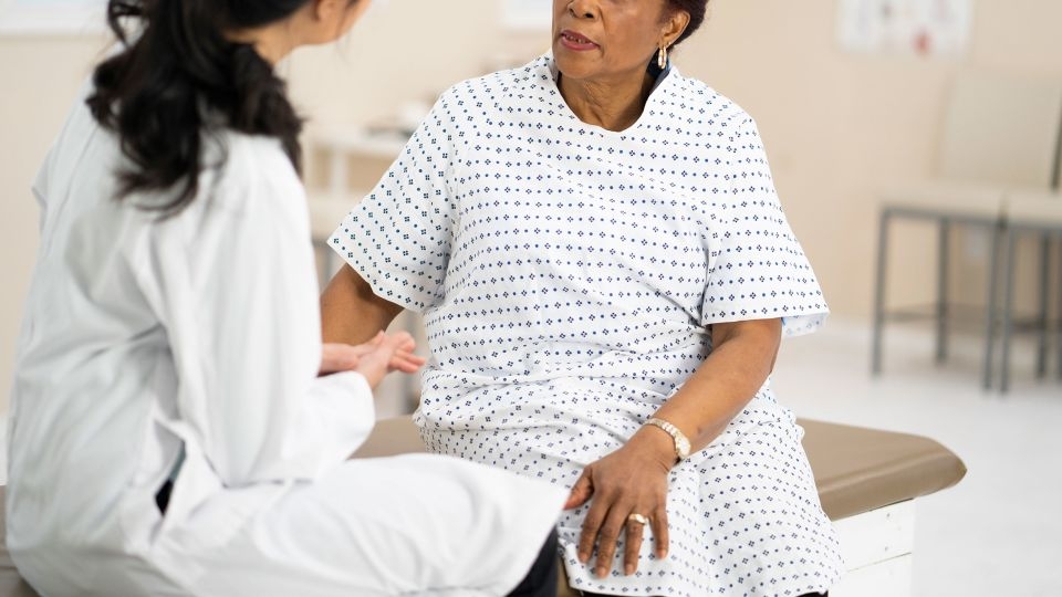 Cancer death rates declining, new report says, but diagnosis rates are on the rise for women