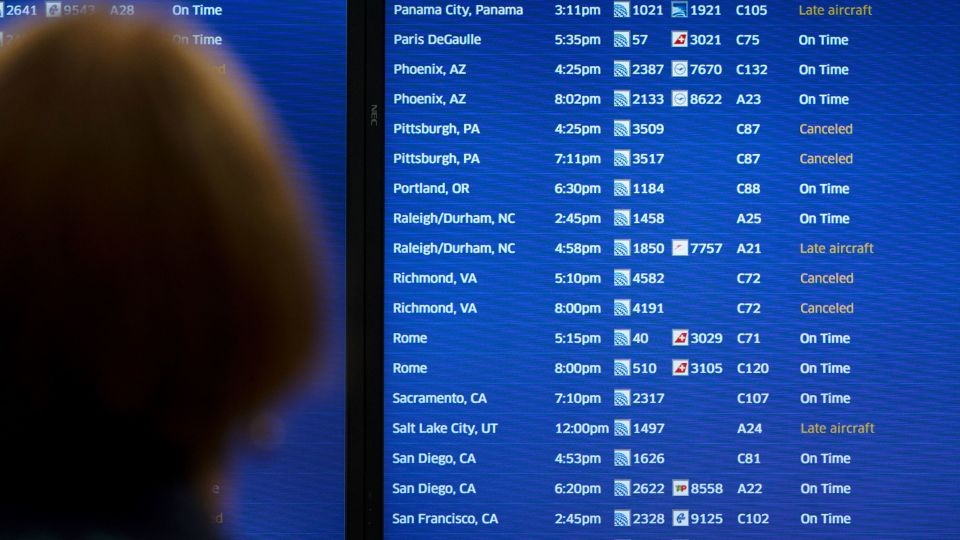 Is it safe to fly to Newark Liberty International Airport in the wake of recent outages? Officials say it is