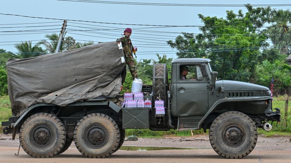 Thailand and Cambodia still fighting after Trump announces ceasefire talks