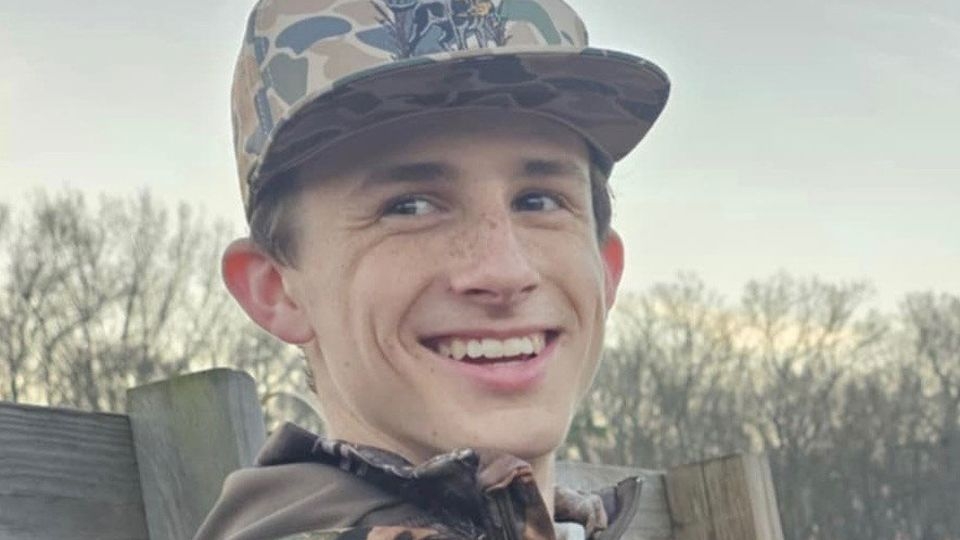Carbon monoxide poisoning was the cause of death for former Yankees star Brett Gardner's teenage son