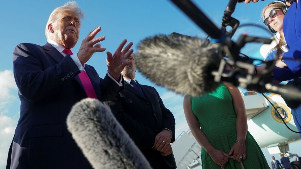 The bizarre and toxic feud between Trump and the Comeys will run and run