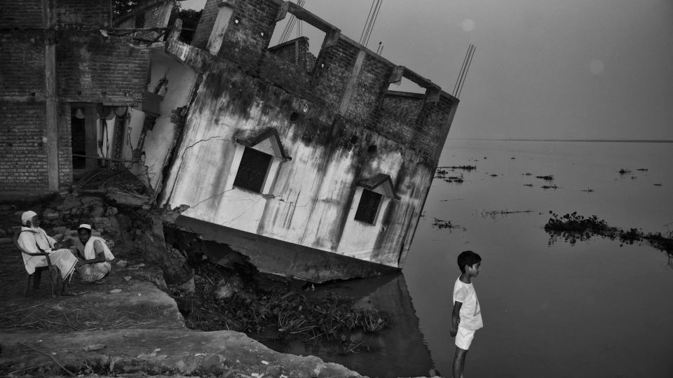 Striking images showing environmental destruction aim to ‘inspire action'
