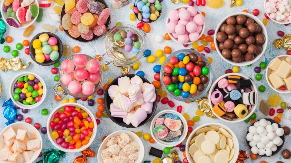 Over half of US states are trying to eliminate food dyes. Here's what you can do now