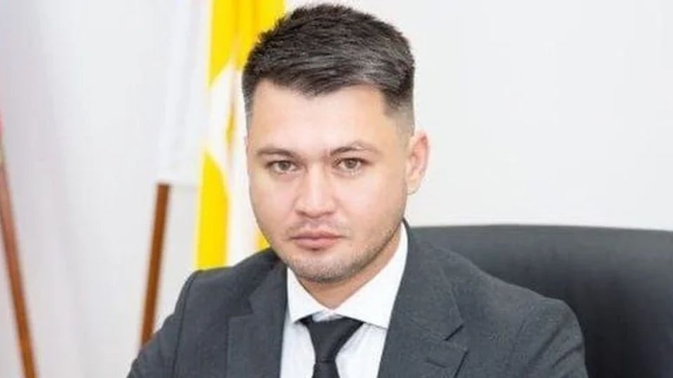 Russian military figure killed in explosion deep inside the country, authorities say