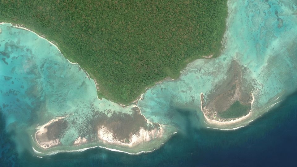 US tourist arrested after allegedly attempting to contact ‘world's most isolated' tribe