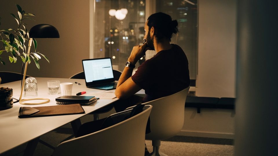 Working long hours? It could be altering the structure of your brain, new study says