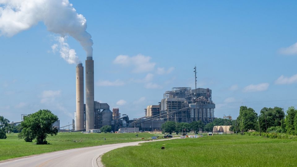 Trump EPA drafting a rule that would undo decades of progress on limiting pollution from power plants