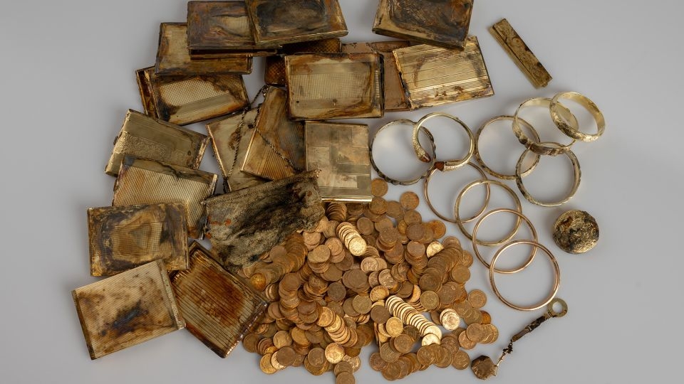 Hikers find mysterious stash of gold hidden on a mountain trail