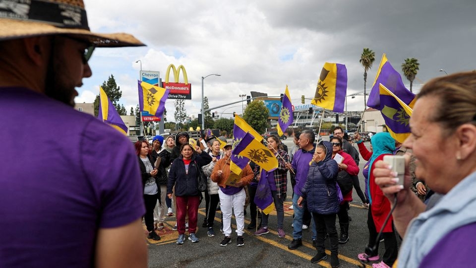 One year in, California's fast food wage hike brings higher pay, debatable job numbers