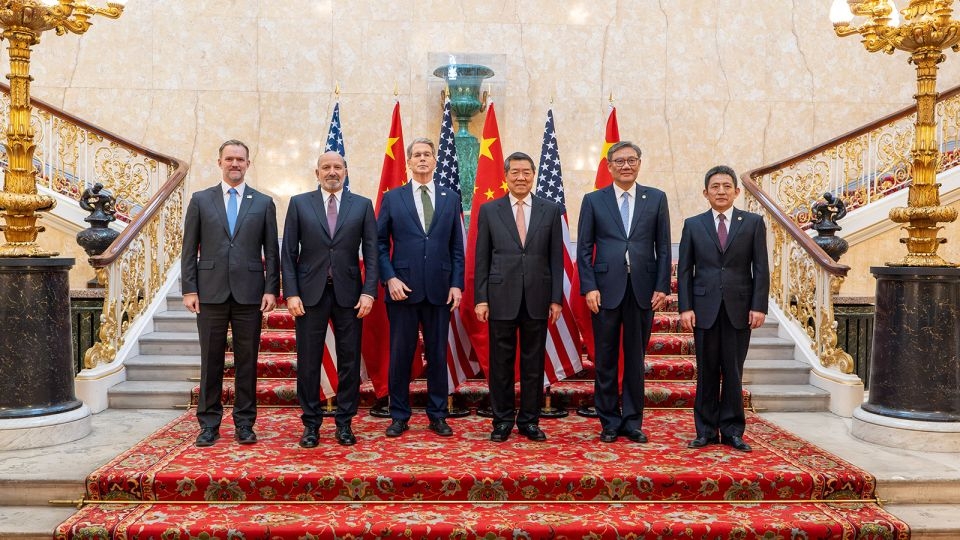US and China agree on trade framework after two days of talks in London, Chinese negotiator says