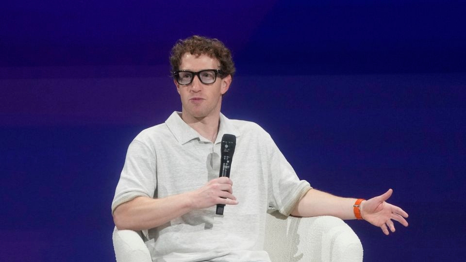Mark Zuckerberg is reportedly recruiting a team to build a ‘superintelligence'