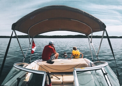 Make the Most of Summer: Discover Boating Offers Expert Tips for Fun-Filled Adventures on Canada's Waterways