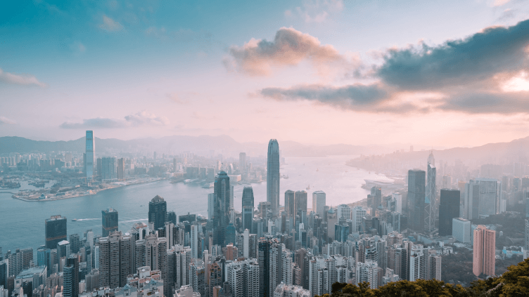 Hong Kong Expands Crypto Regulations To Include Staking for Licensed Platforms and ETFs Amid Rising Competition