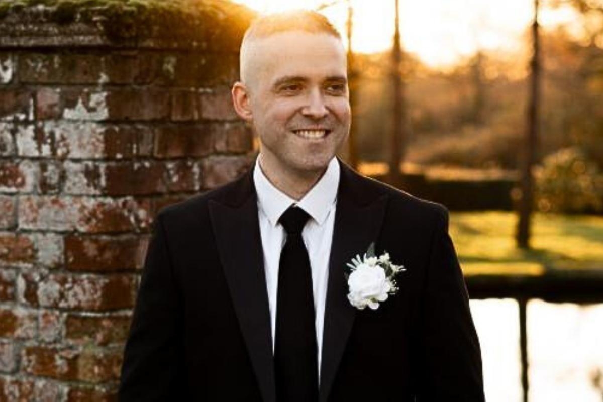 Colchester pub to host 90s & 00s themed charity auction in support of man with cancer