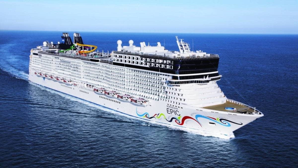 Unsung hero helps Norwegian Cruise Line passengers in crisis