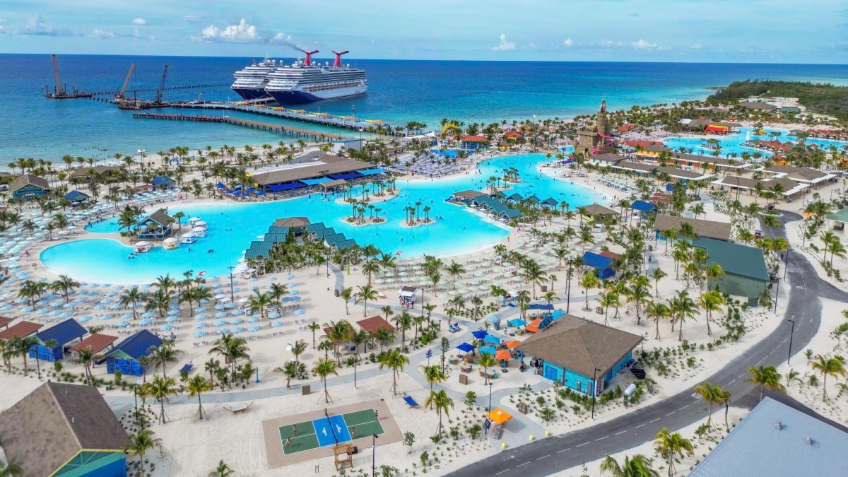 Carnival Cruise Line rep confronts Celebration Key critics