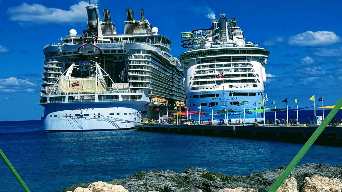 Royal Caribbean teases credit card overhaul-Here's why cruisers should care