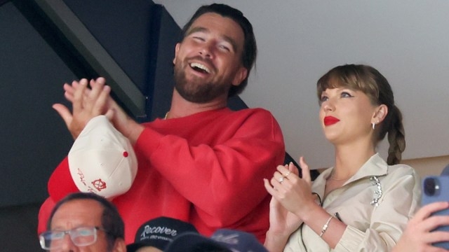 Taylor Swift NHL Game Fan Interaction Explained