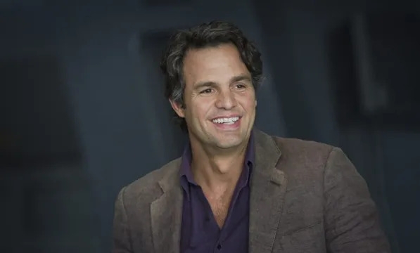 Mark Ruffalo & Singer Role Model Join Natalie Portman's Netflix Rom-Com Movie
