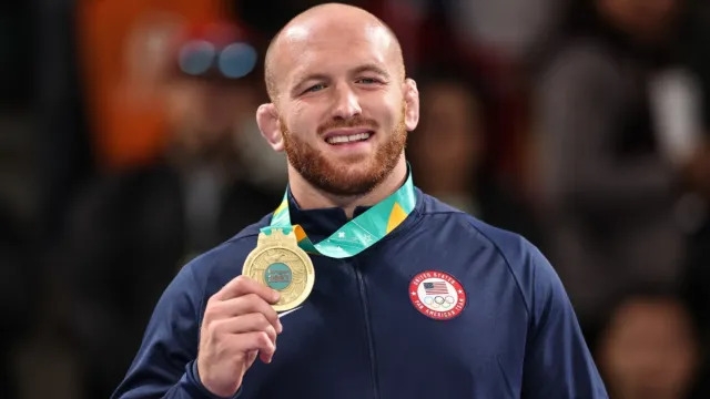 Who Is Kyle Snyder's Wife? Maddie Pack's Job & Kids