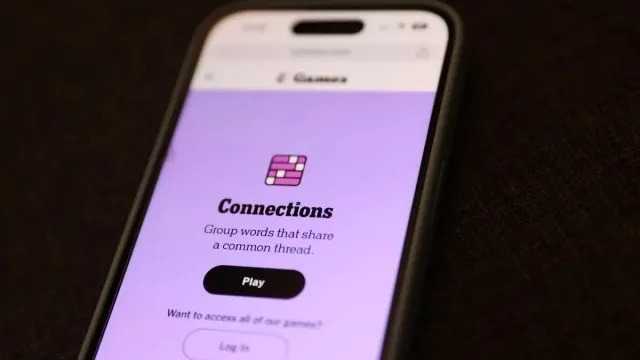 Connections Help, Hints & Clues for Today, August 6