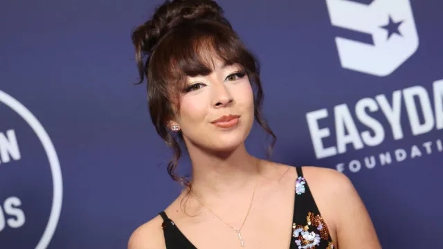 Modern Family's Aubrey Anderson-Emmons Reveals Her Sexuality