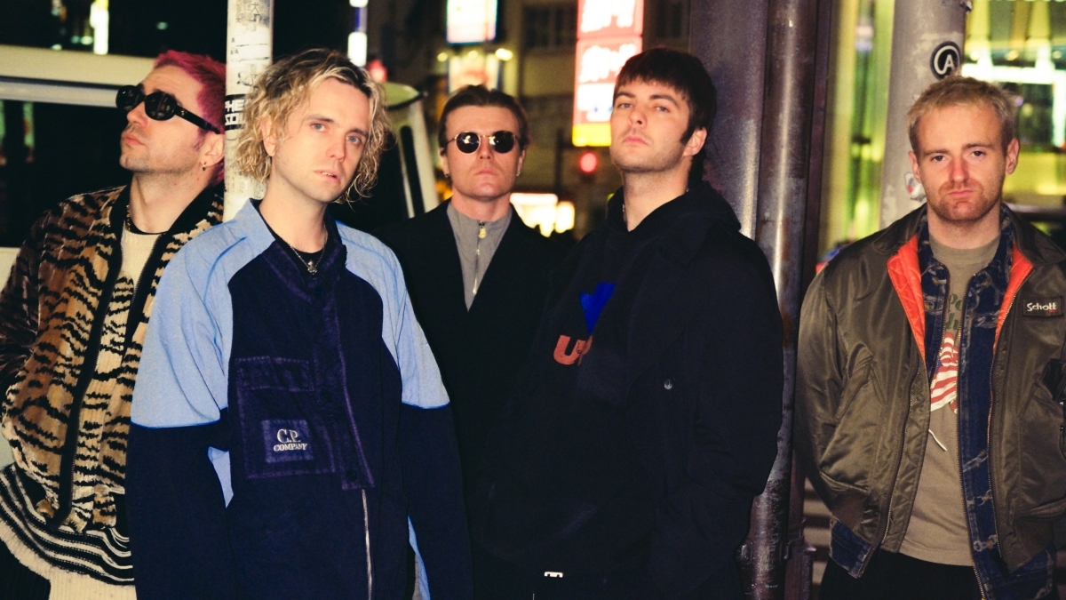 Fontaines D.C. Release Romance Deluxe, Featuring New Songs and David Lynch Cover: Stream