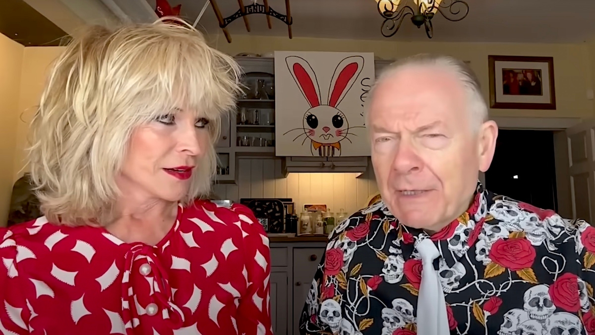 Robert Fripp Recently Suffered Heart Attack and Underwent Two Emergency Surgeries