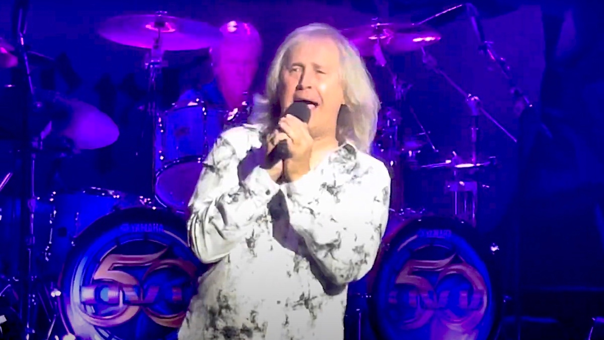 Kansas Singer Ronnie Platt Diagnosed with Thyroid Cancer