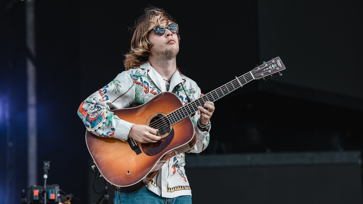 Billy Strings' Expansive 2025 World Tour: How to Get Tickets