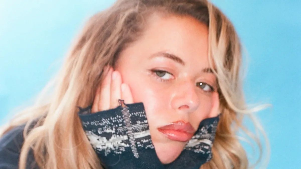 Nilüfer Yanya Announces New EP Dancing Shoes, Reveals New Song 'Where to Look': Stream